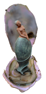 "Belle perle", composition photographique et sculpture céramique d'Isabelle Mounier